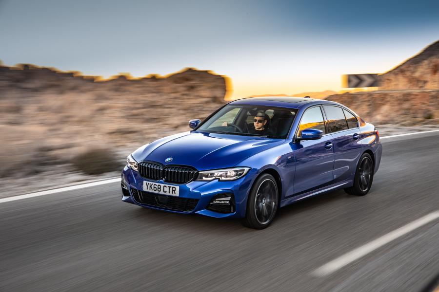  BMW 320d M Sport xDrive (G20) 2019 года  (UK) (фото 27 из 40)